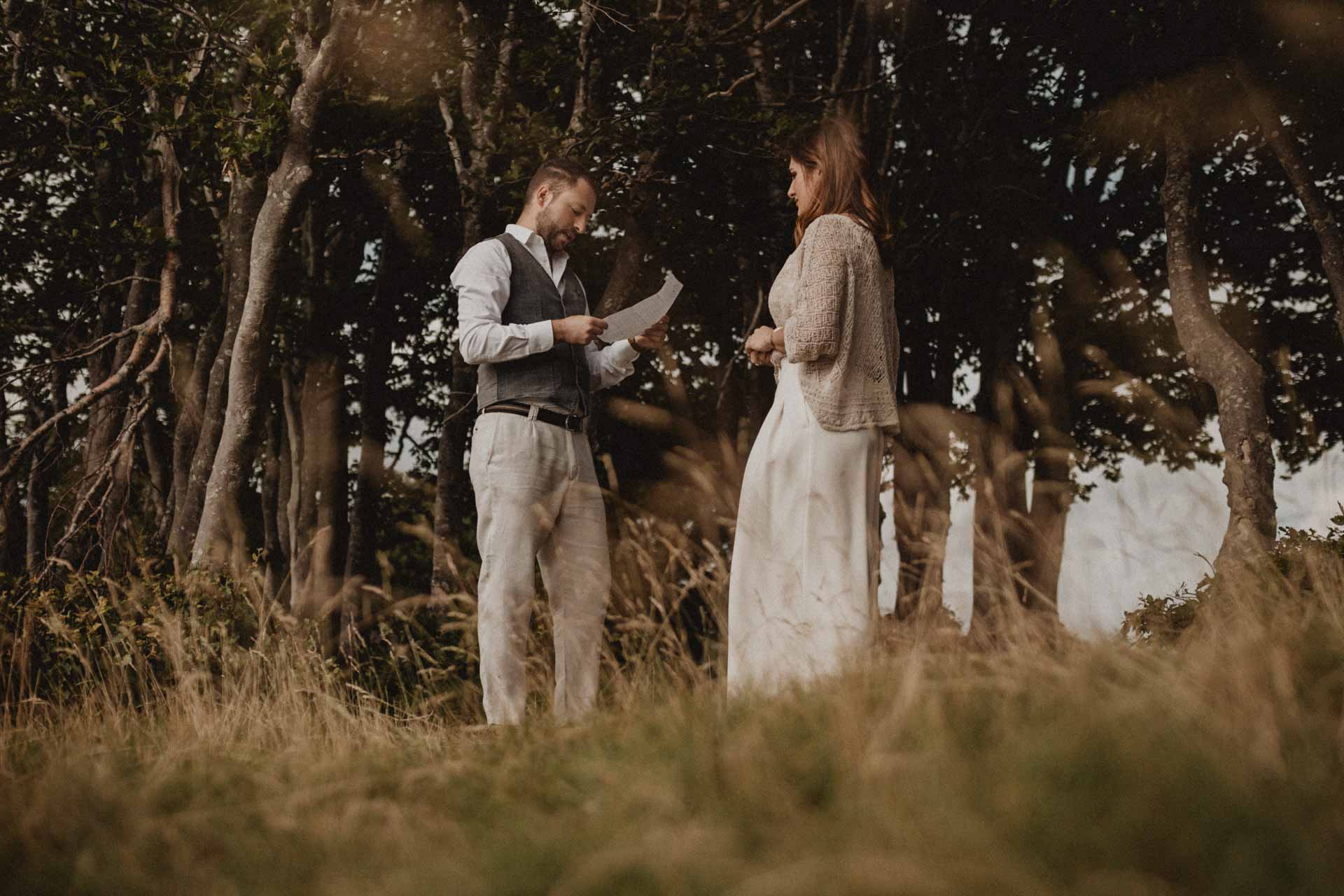 the unseen photography dreamy couple photo shoot in tuscany