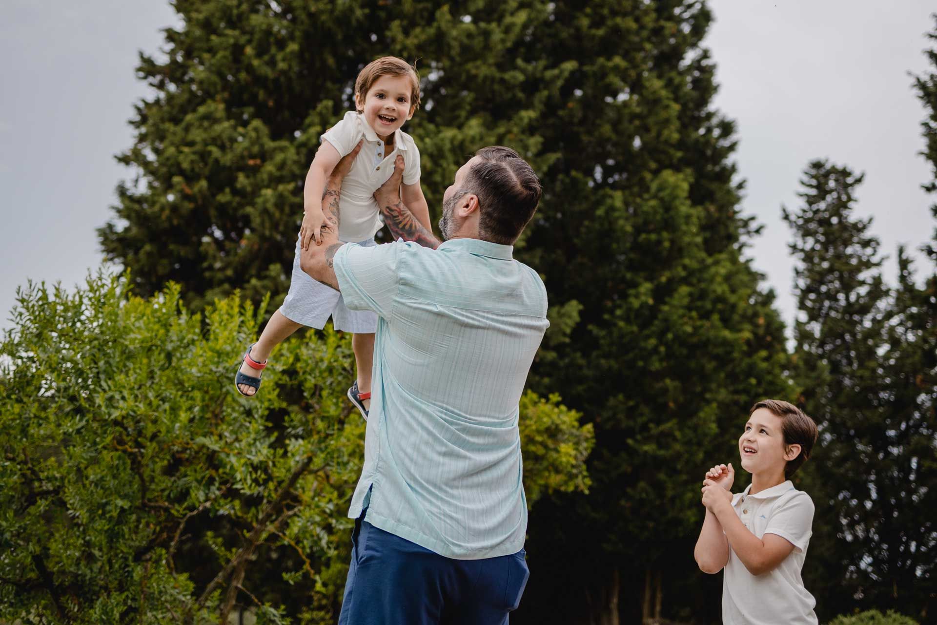 family photshoot tuscany