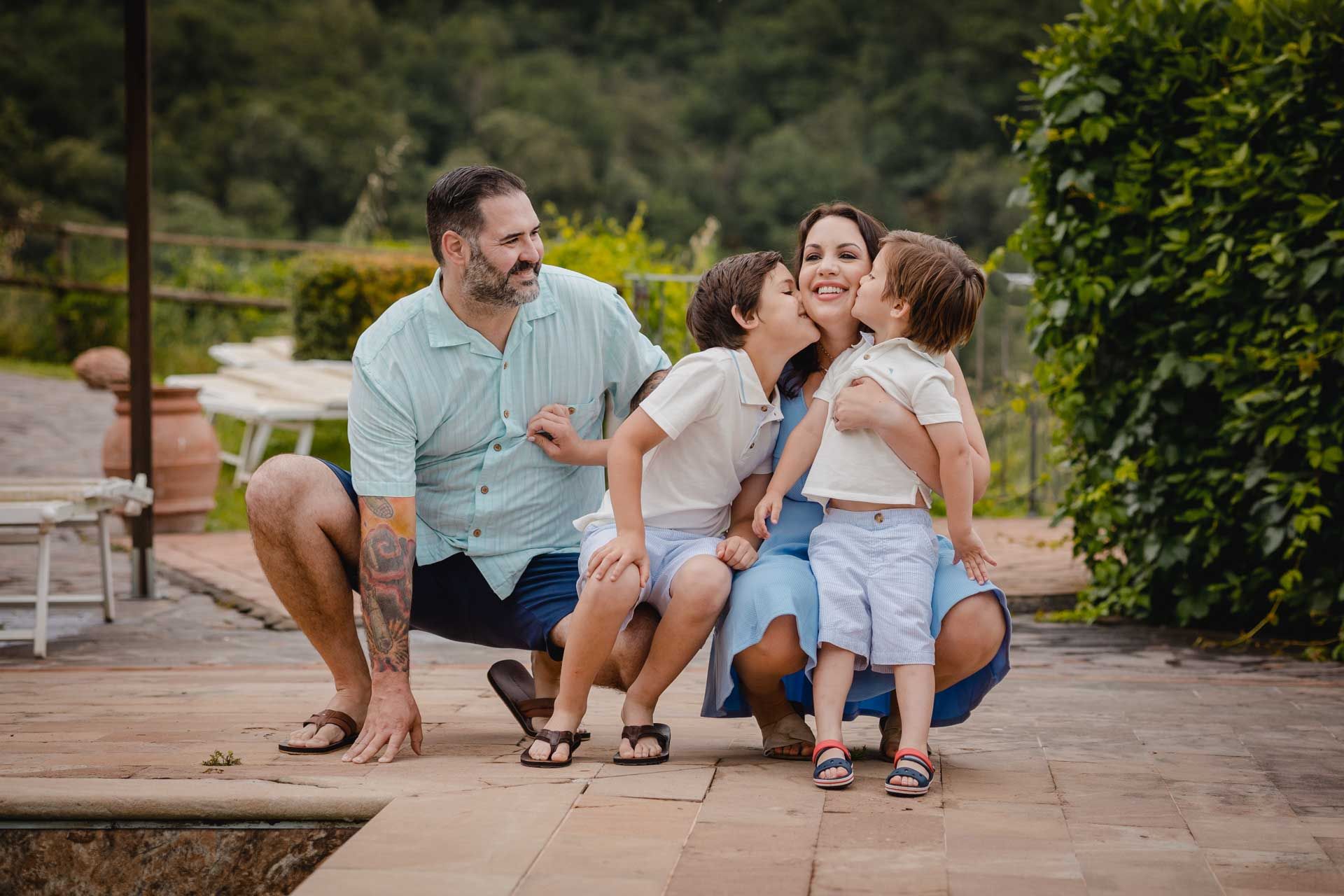 family photshoot tuscany