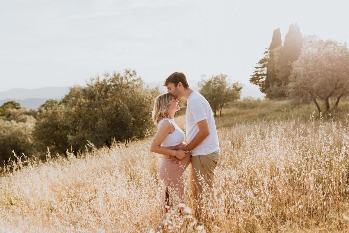 maternity photographer tuscany