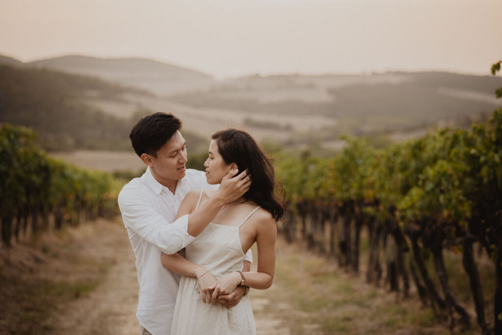 Couple Photo Shoot in Val d'Orcia, The Unseen Photography