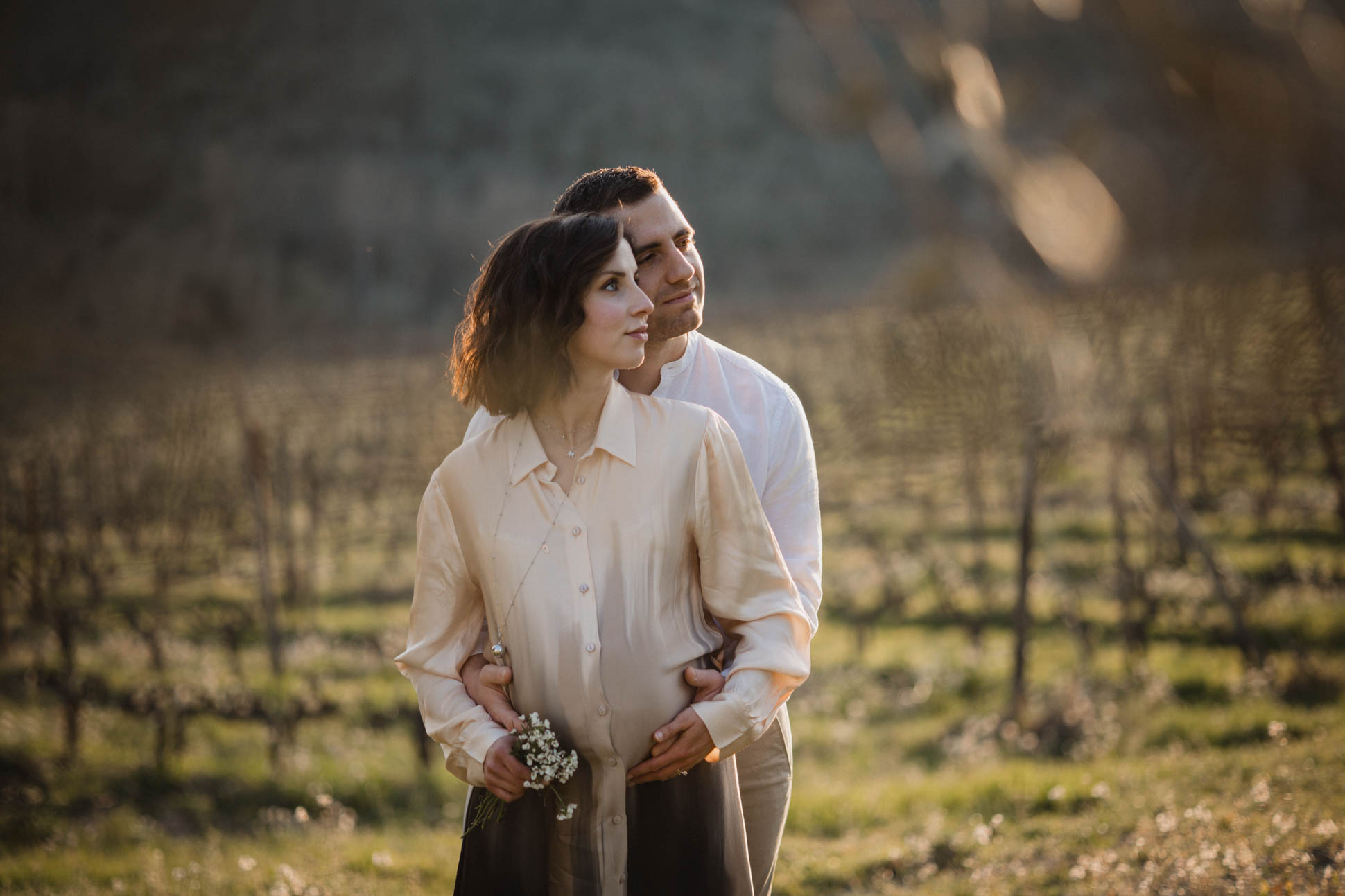 maternity photoshoot in castello di meleto tuscany