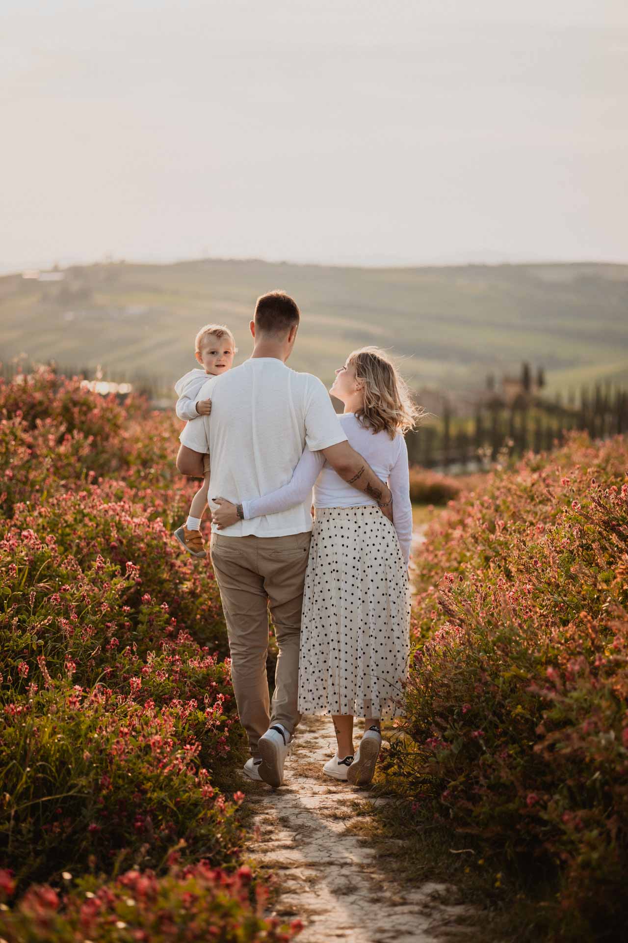 family photo shoot baccoleno tuscany