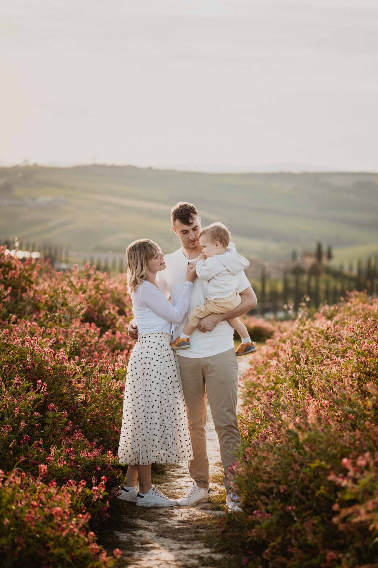 family photo shoot baccoleno tuscany