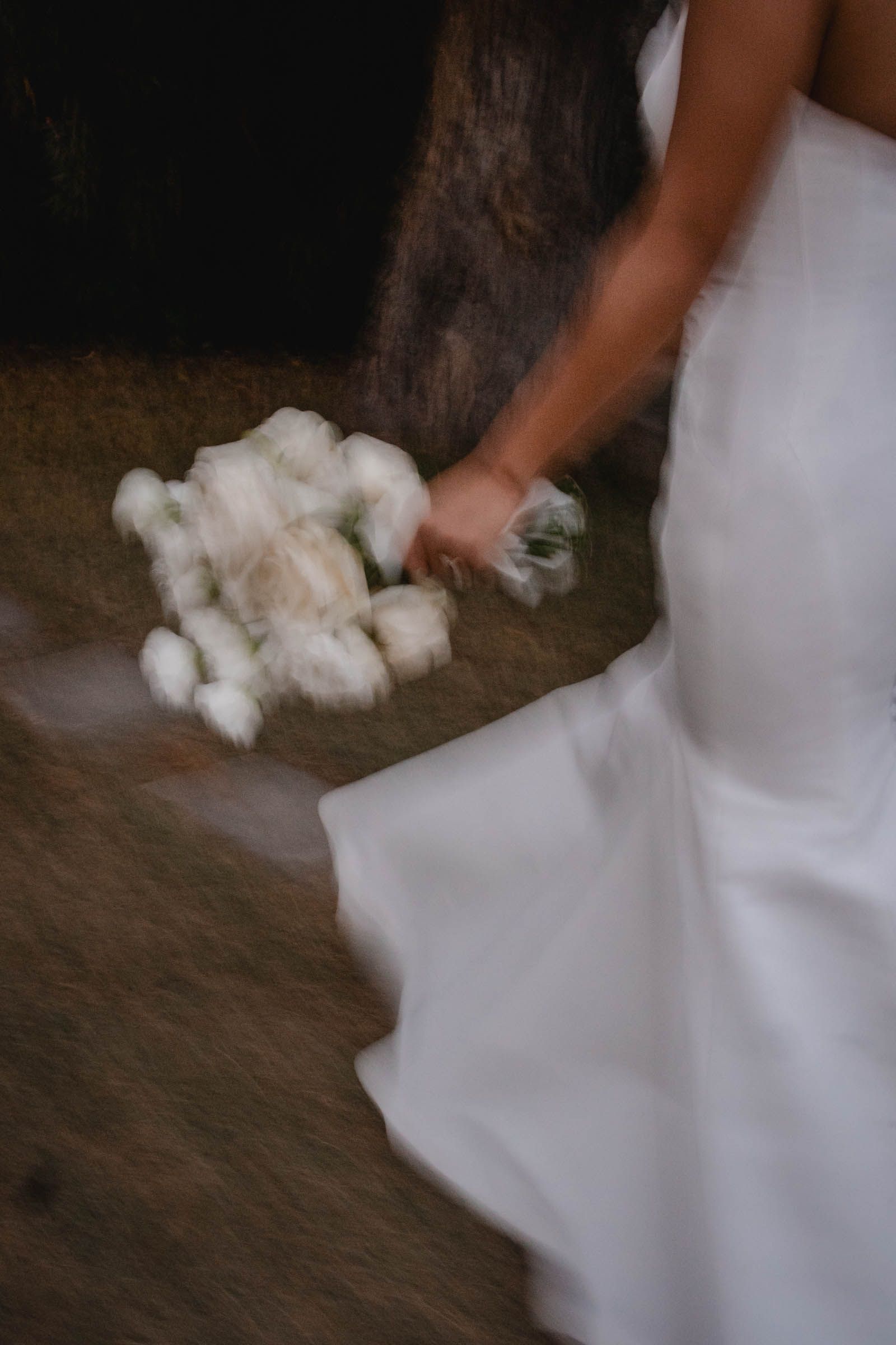 intimate elopement in tuscany