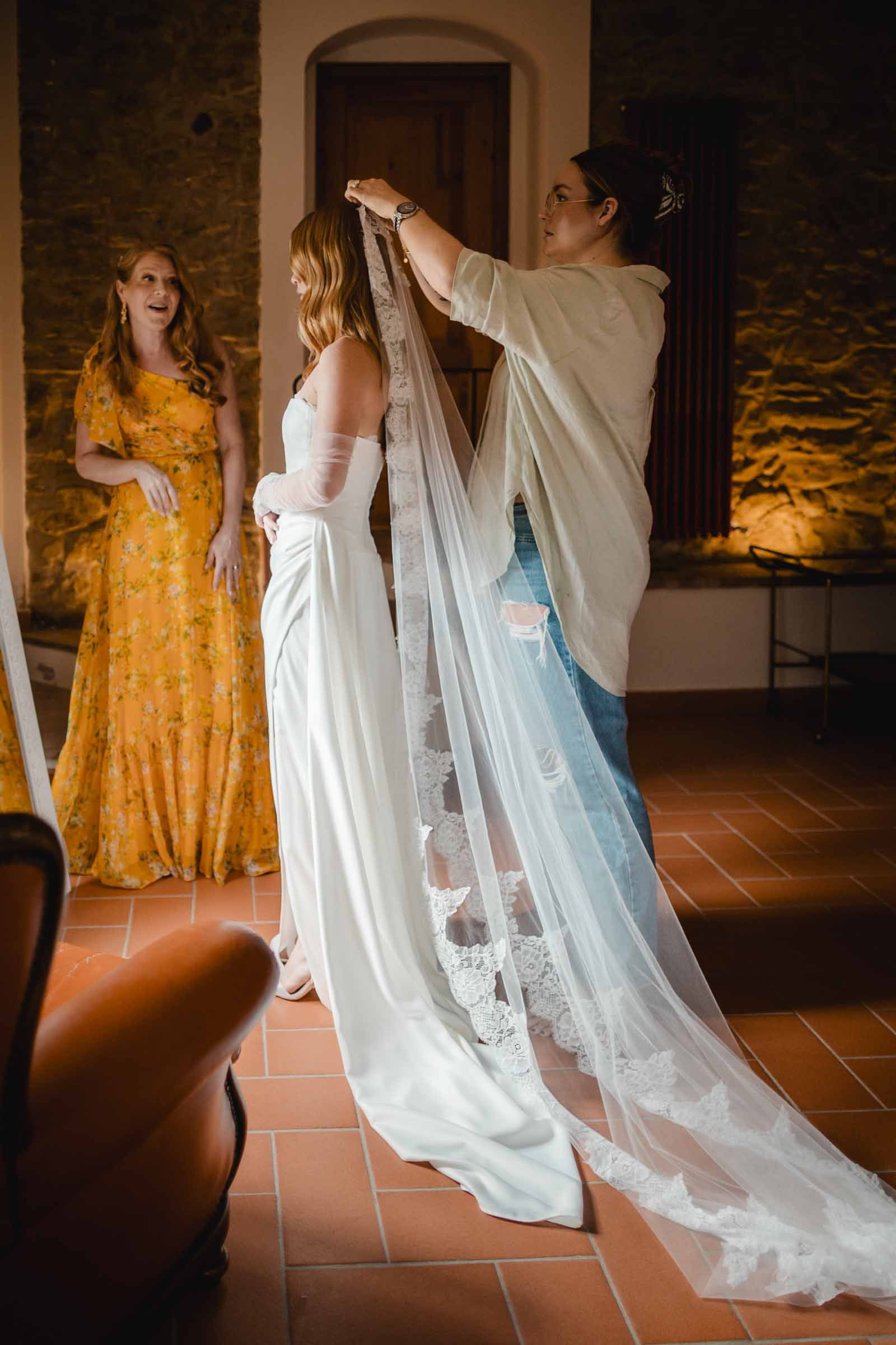 enchanting destination wedding in tuscany